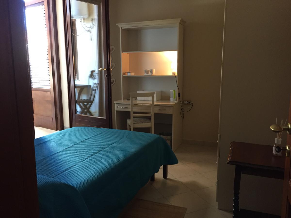 Sardinia Re Guest House Sassari Dış mekan fotoğraf